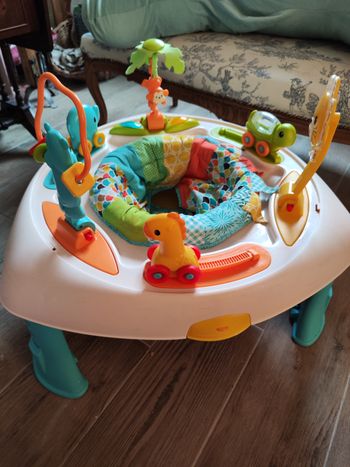 Base d'activités éveil bébé infantino