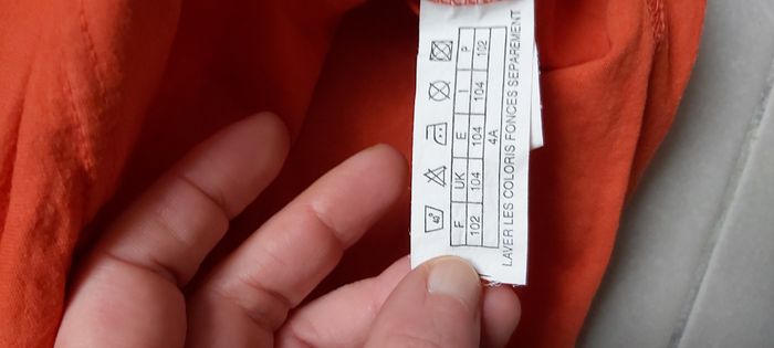 Tshirt manche courte 4 ans - photo numéro 3