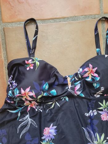 Haut tankini en très bon état