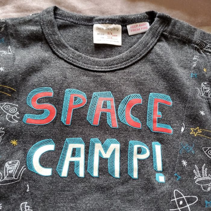 t-shirt Mlongue zara 4ans (4e) - photo numéro 2