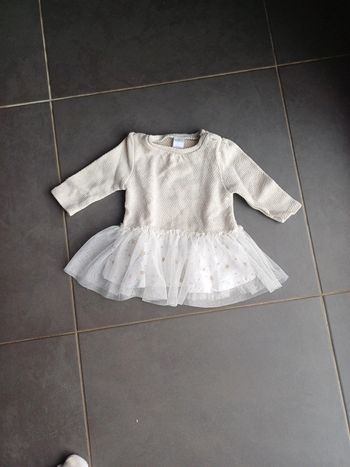 Robe C&A taille 3mois