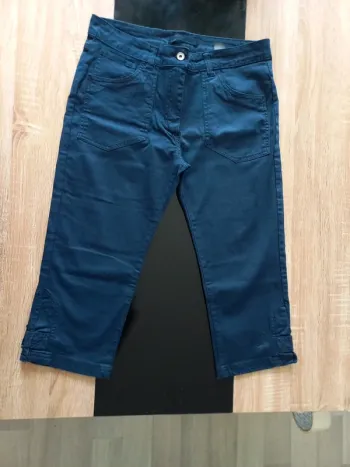Panta-court bleu T44