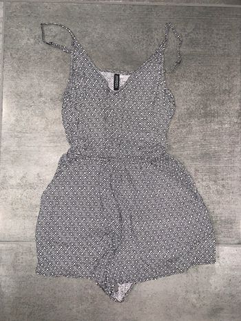 Combinaison combi-short femme H&M Fluide Noire et blanche  Motif losanges en all over