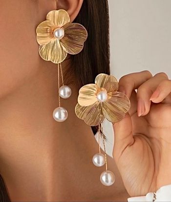 🌟 Superbe boucles d'oreilles neuves en acier inoxydable vendu avec pochette pour offrir