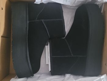Ugg 40 noir plateforme