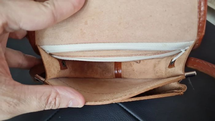 Sac Bandoulière Vintage Cuir Véritable Camel Vera Pelle - photo numéro 17