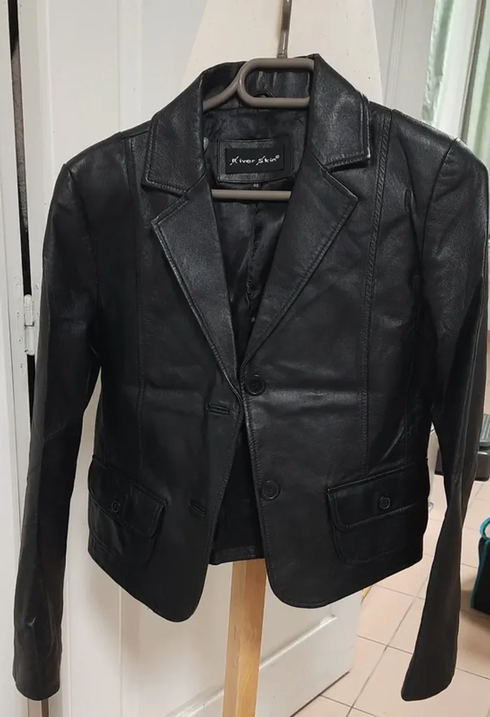 Veste courte cuir