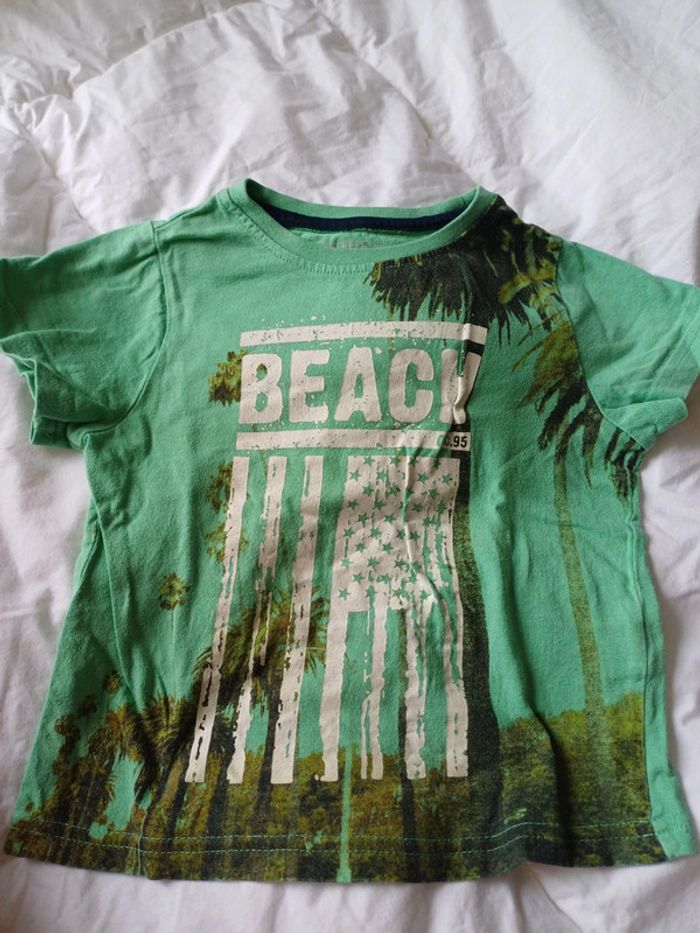 T-shirt vert 3 ans