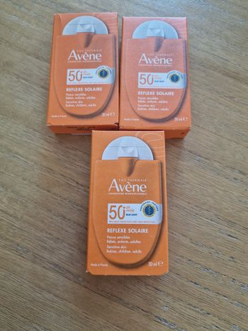 Vends  lot  s  creme  solaire