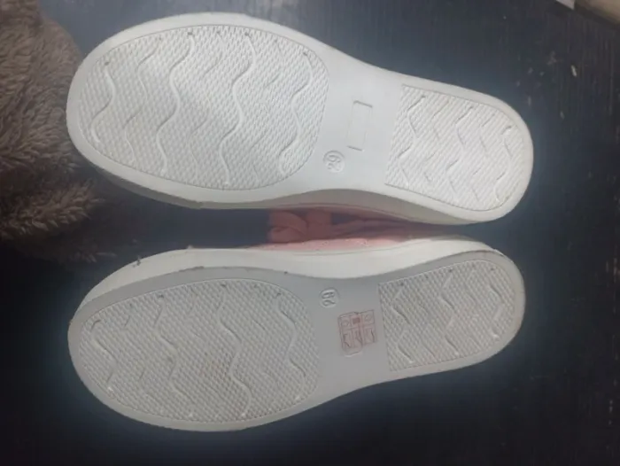 Basket fourrée rose taille 29 - photo numéro 3