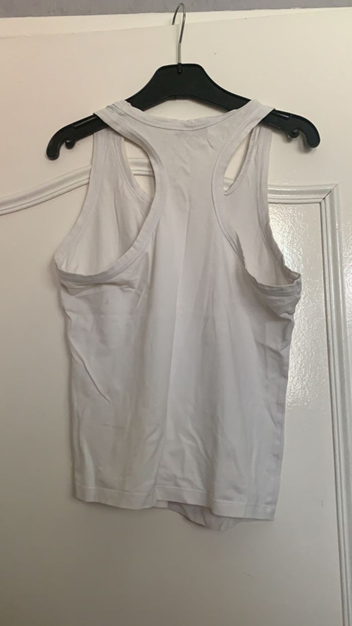 Débardeur blanc - photo numéro 3