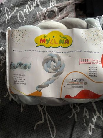 Tresse de lit, bleu, blanc gris,