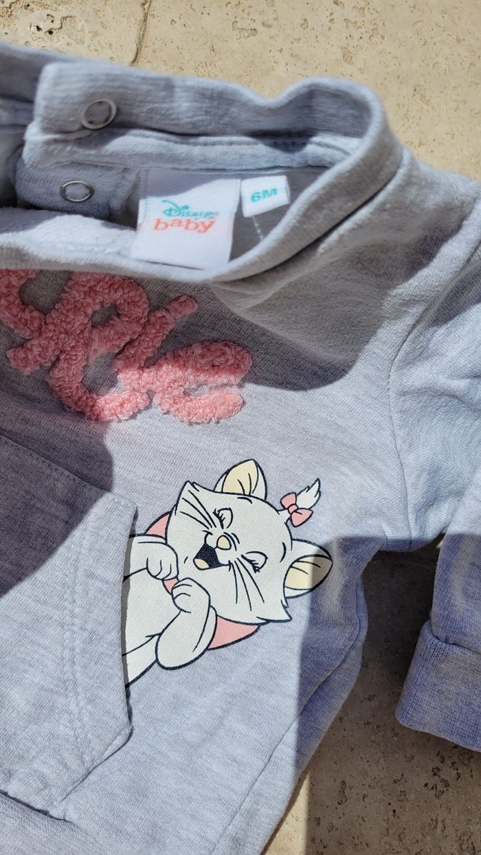 Sweat 6mois - photo numéro 2