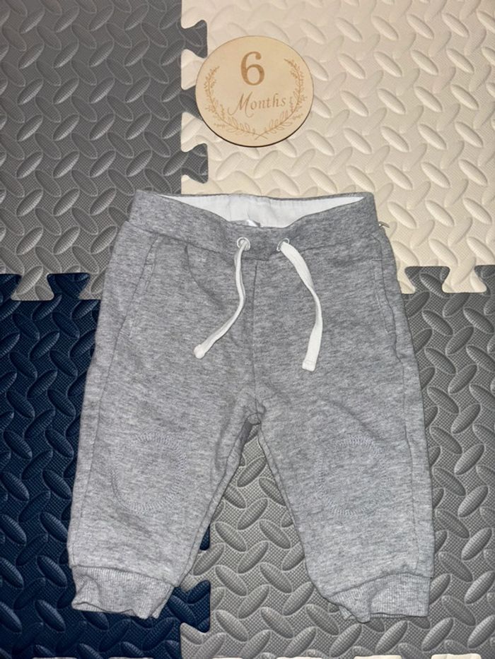 Pantalon / jogger gris kitchoun 6 mois