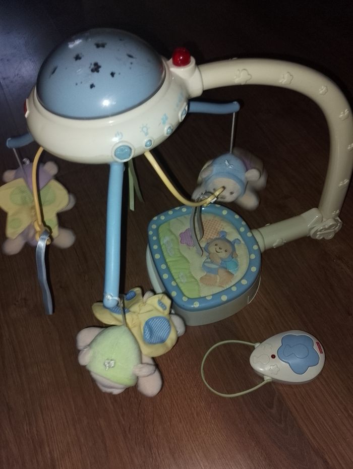 Mobile musical Fisher Price veilleuse avec télécommande - photo numéro 7