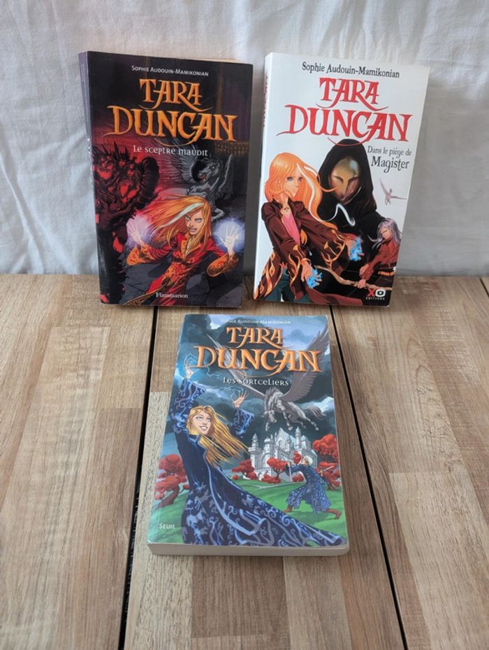 Lot livres Tara Duncan