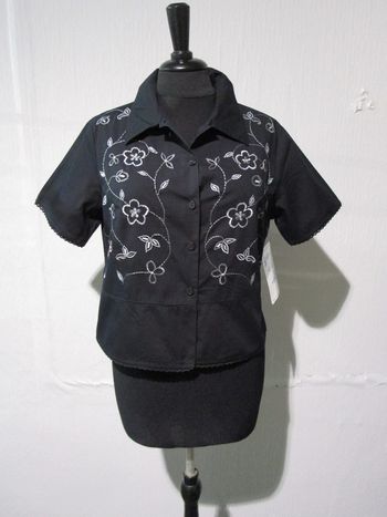 Chemisette noire brodée Jac Jac 40 NEUVE