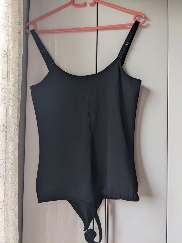 Body gainant femme - photo numéro 9