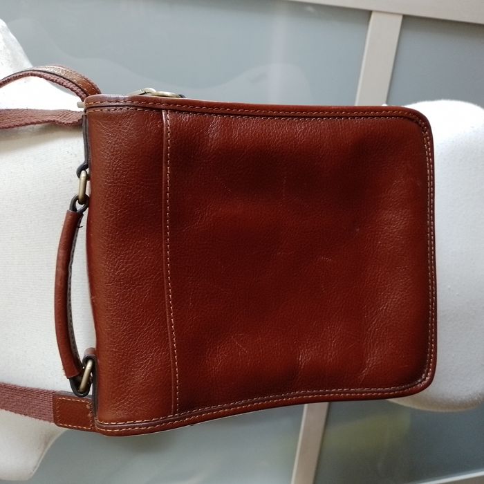 Baisenville intemporel en cuir Hexagona Paris - photo numéro 3