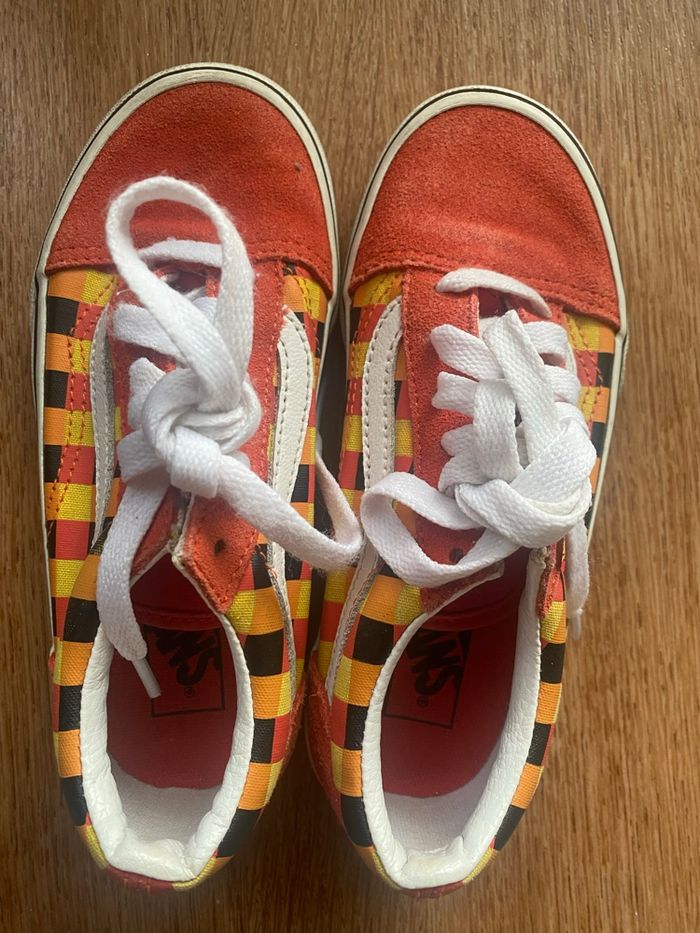 Basket Vans