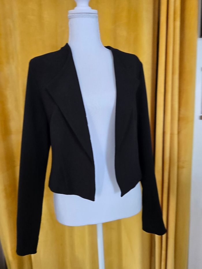 Veste  noir court type bolero