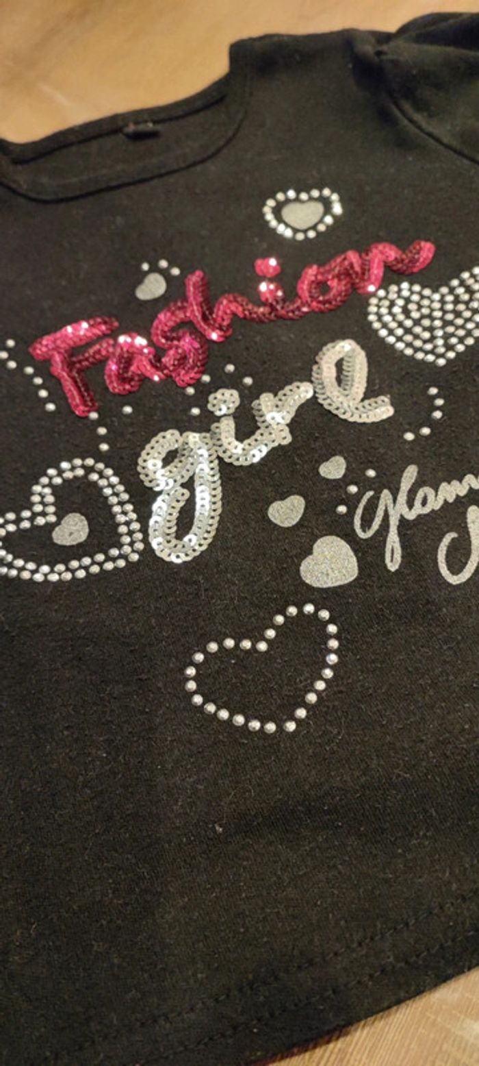 Tee shirt noir strass - photo numéro 2