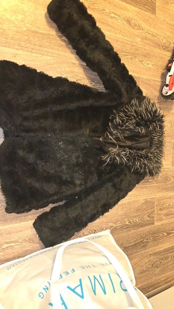 Veste en fausse fourrure