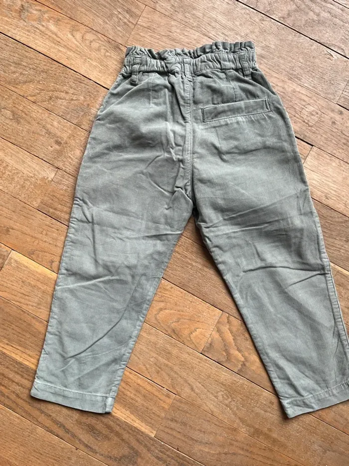 Ensemble crème et kaki Petit Bateau 5 ans - photo numéro 8