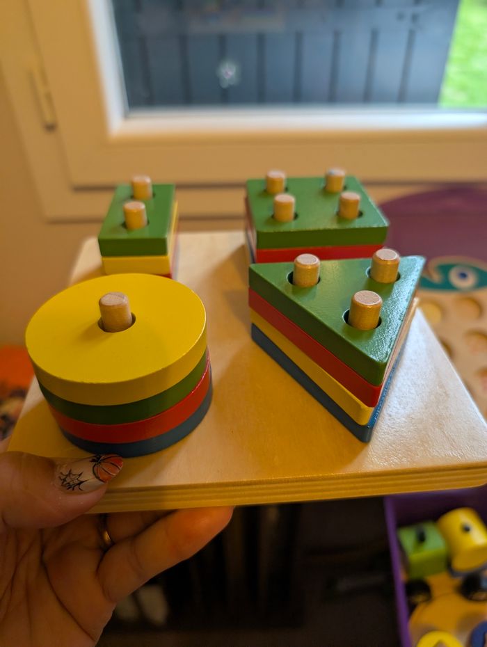 Jeu en bois a empiler - photo numéro 2