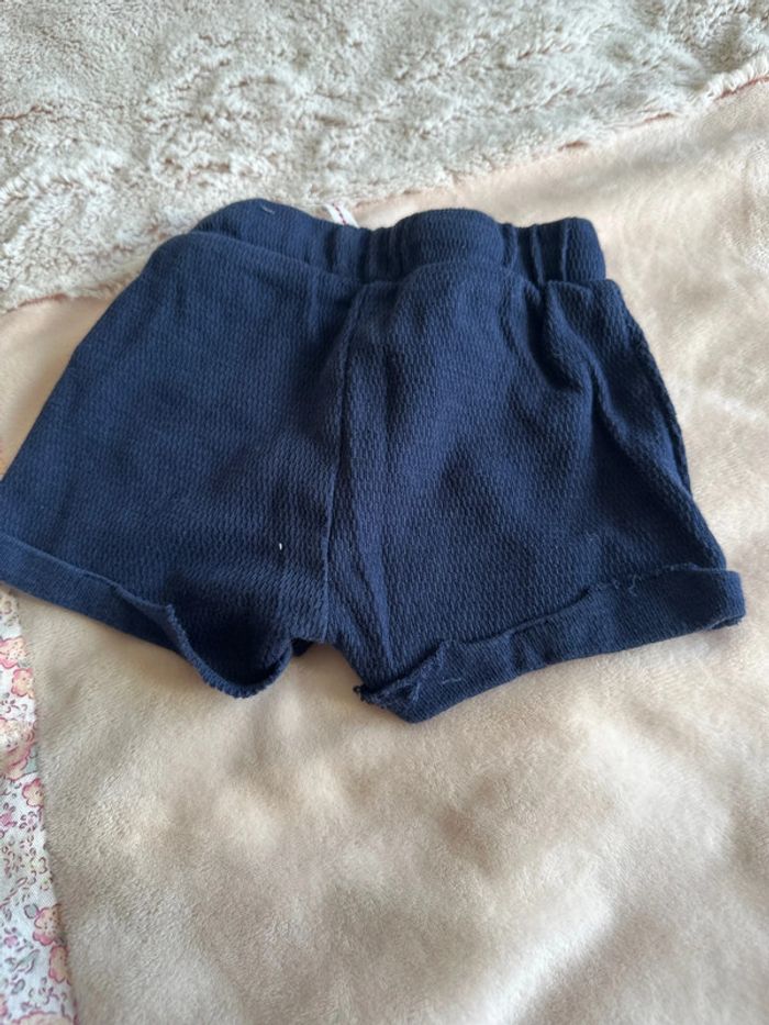 Short 3 mois Mickey - photo numéro 4