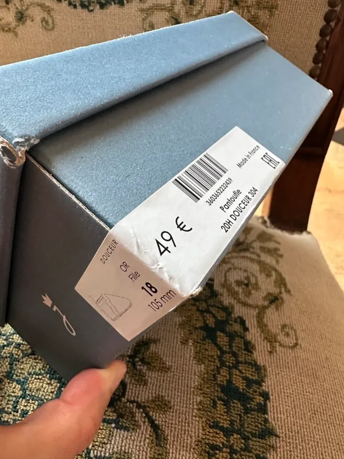 NEUF chaussons chaussures cuir pantoufles Jacadi or dorées bébé fille 18 douceur patrimoine français - photo numéro 8