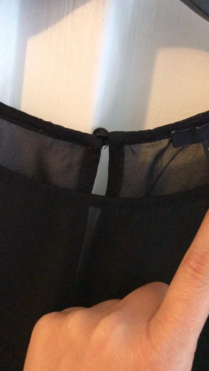 Haut transparent - photo numéro 4