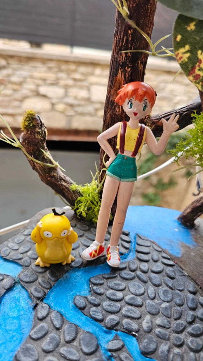 Super figurine Pokemon Nintendo tomy C.G.T.S.J ondine et son Psykokwak