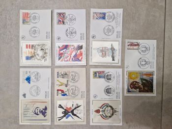 Lot de 7 enveloppes Premier Jour - Thèmes Guerre/Paix