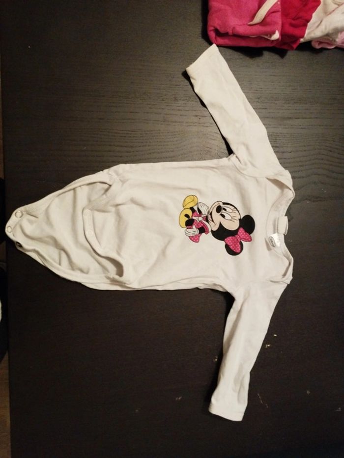 Lot de 5 bodies Minnie 3mois - photo numéro 6