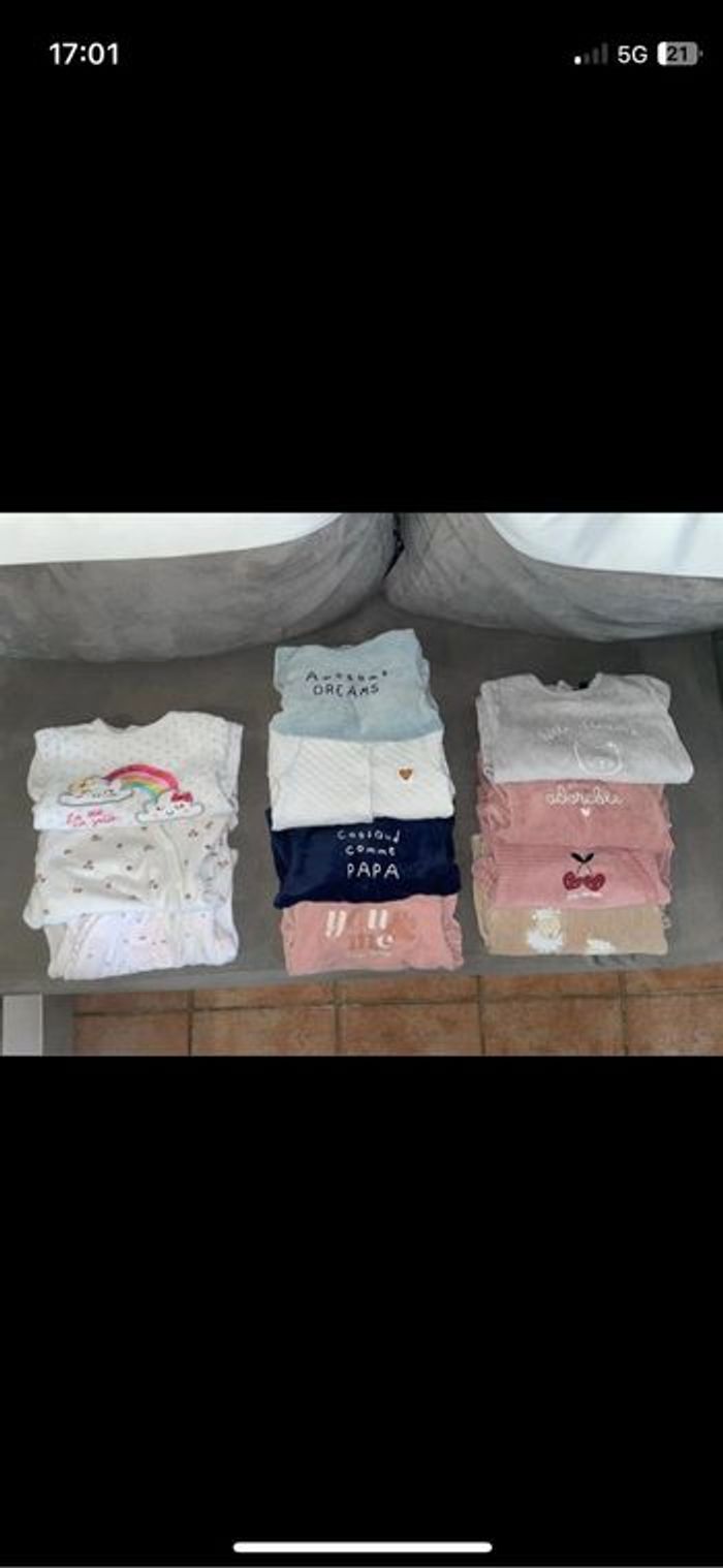 Lot pyjamas 6 mois bébé fille