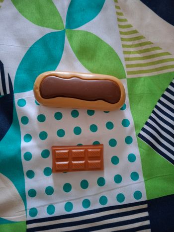 Lot gâteau + chocolat pour dînette 