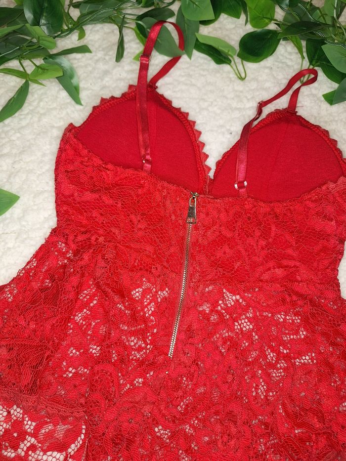 Maillot à dentelle - photo numéro 5