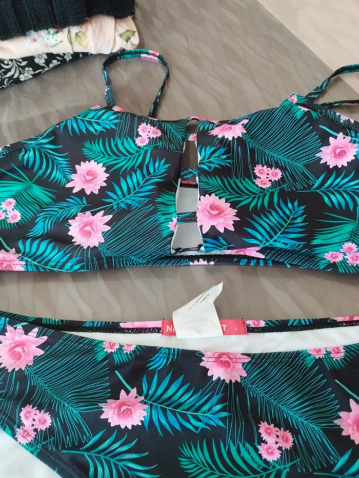 Maillot de bain femme taille 40/42 neuf - photo numéro 3