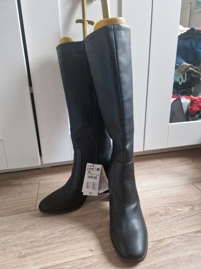Bottes noires neuves, Kiabi, 38 - photo numéro 2