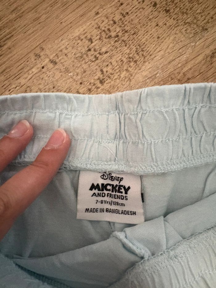 Short Mickey 7-8 ans - photo numéro 3