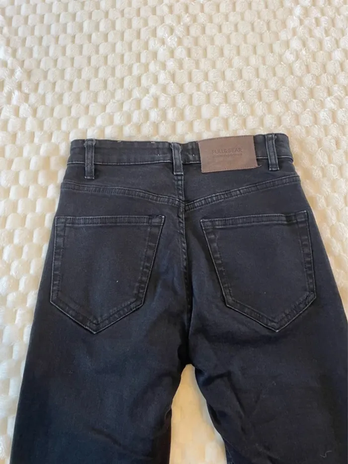 Jean noir Pull&bear - photo numéro 5