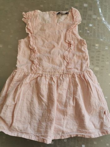 Robe bébé à rayures roses