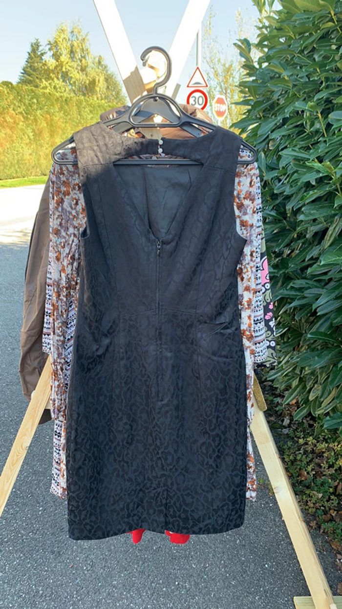 Robe droite h&m - photo numéro 2