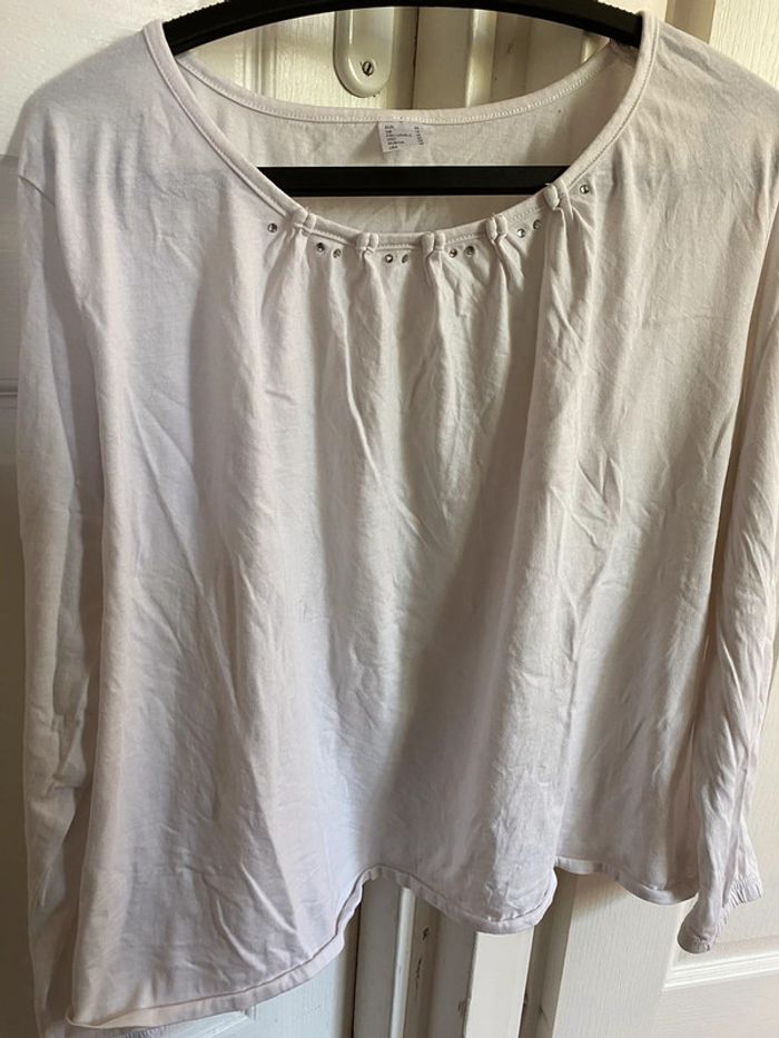 Blouse blanche avec strass - photo numéro 2