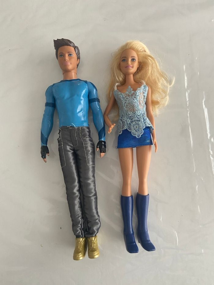 Lot 2 poupées Barbie Spy Squad – Ken Lazlo & Barbie Agent Secret