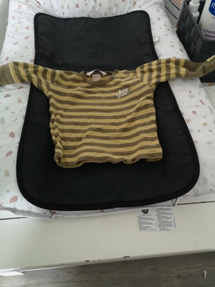 T shirt manche longue garçon 4/6 mois