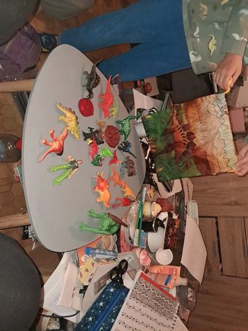 Gros lot de dinosaures avec son sac stégosaure