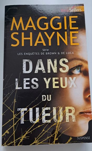 Livre dans les yeux du tueur