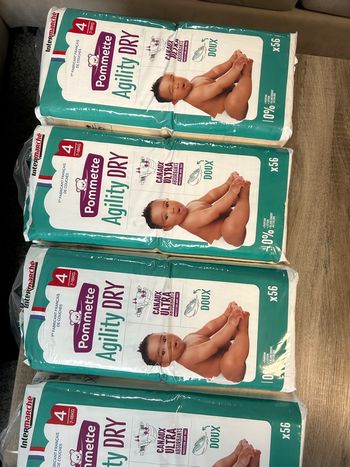 4 paquets de couches pommette t 4